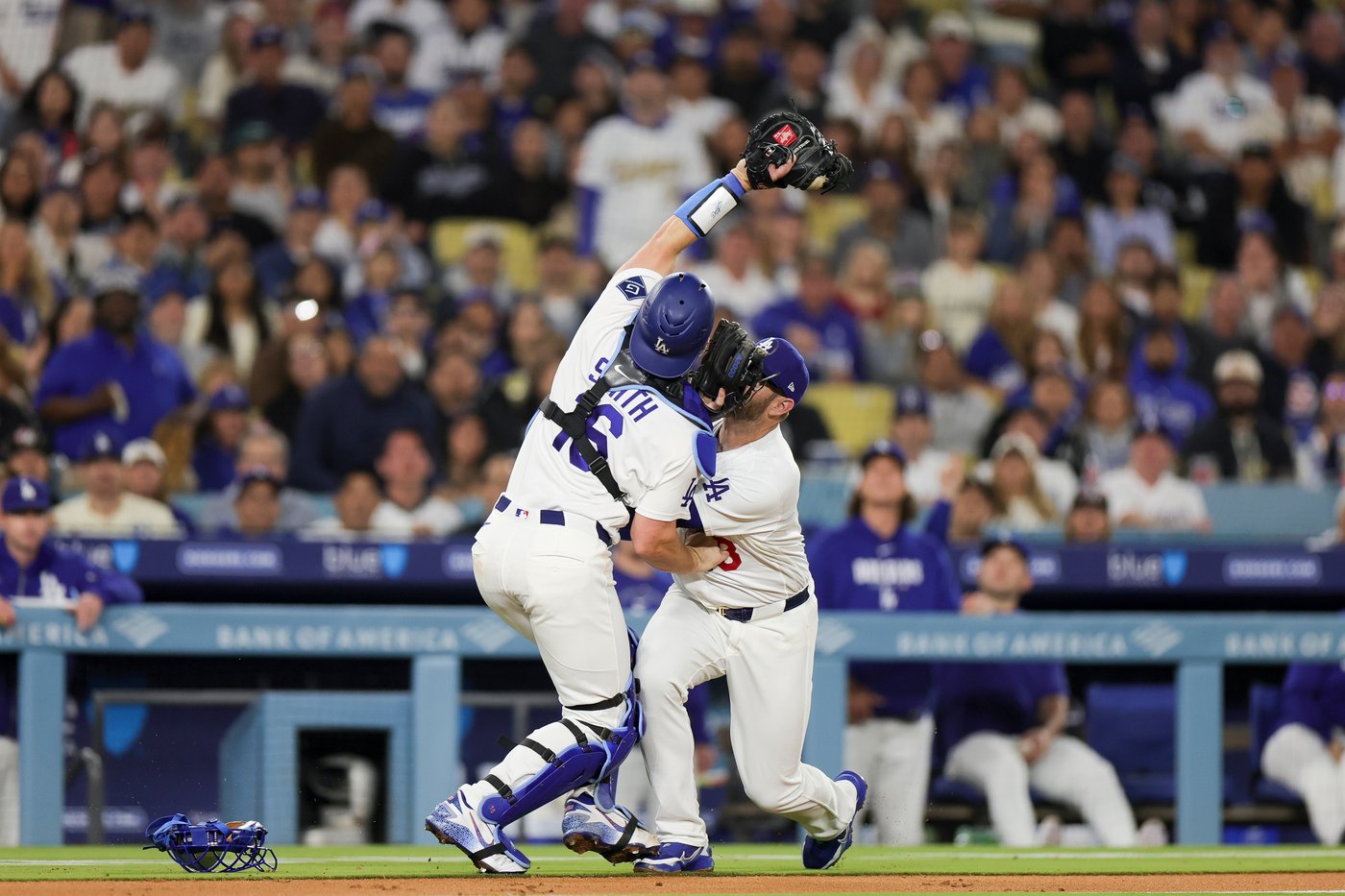Swanson’s 2-run 9th-inning blast fuels Cubs’ comeback win, 10th in a row | iNFOnews.ca