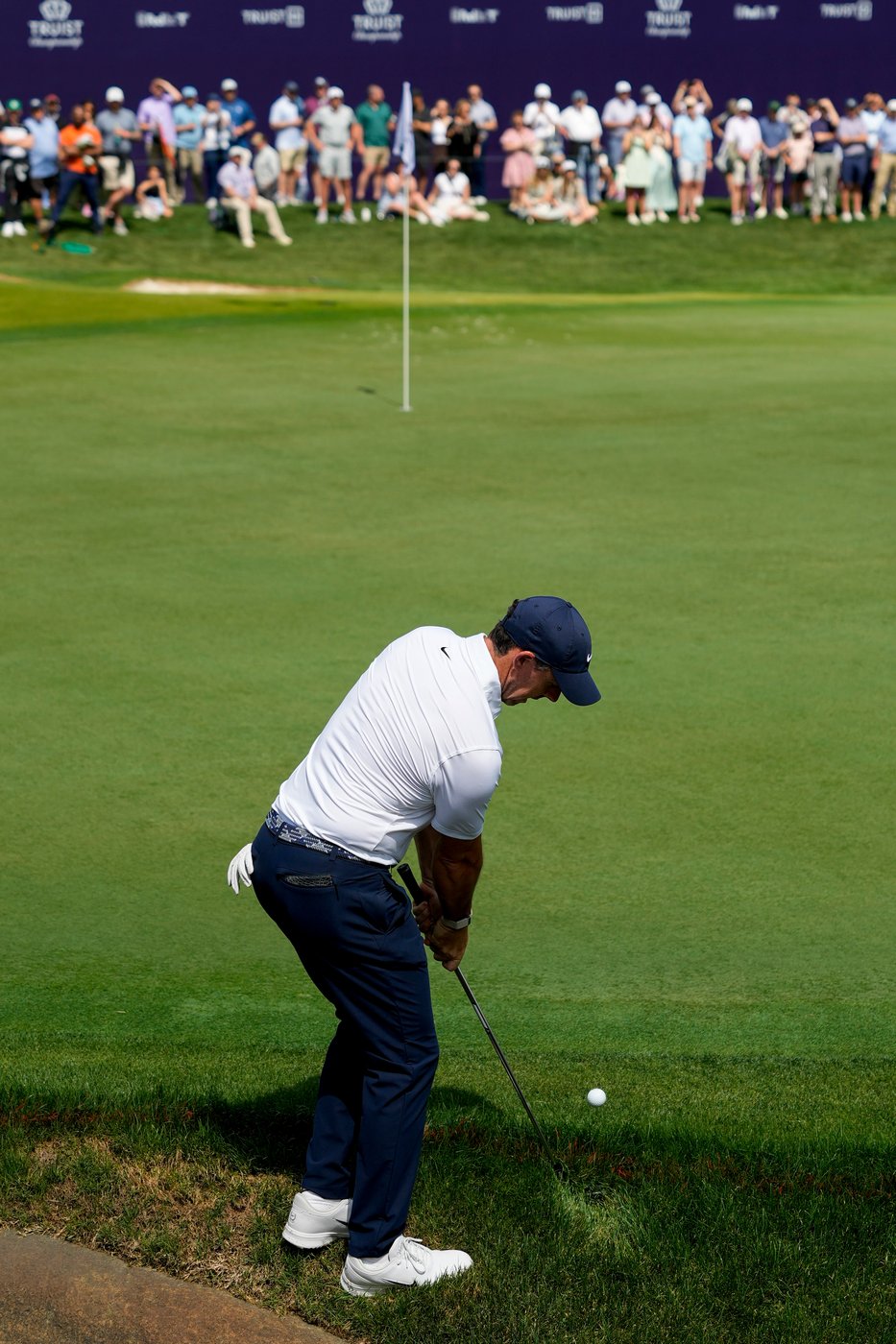 Matt McCarty holds 1-shot lead at Quail Hollow as Rory McIlroy struggles to make birdies in return | iNFOnews.ca