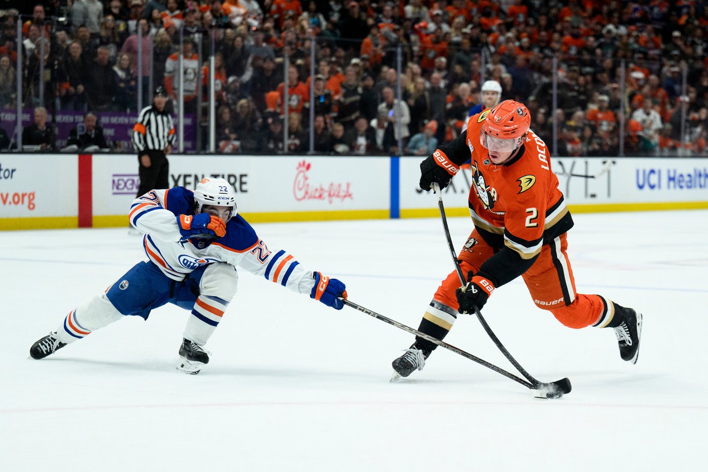 Ducks bring speed to challenge the playoff-tested Golden Knights | iNFOnews.ca