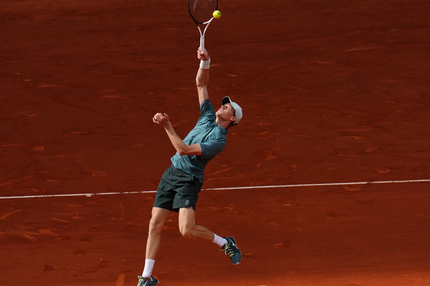 Sinner crushes Zverev to win Madrid Open and claim record 5th straight Masters 1000 title | iNFOnews.ca