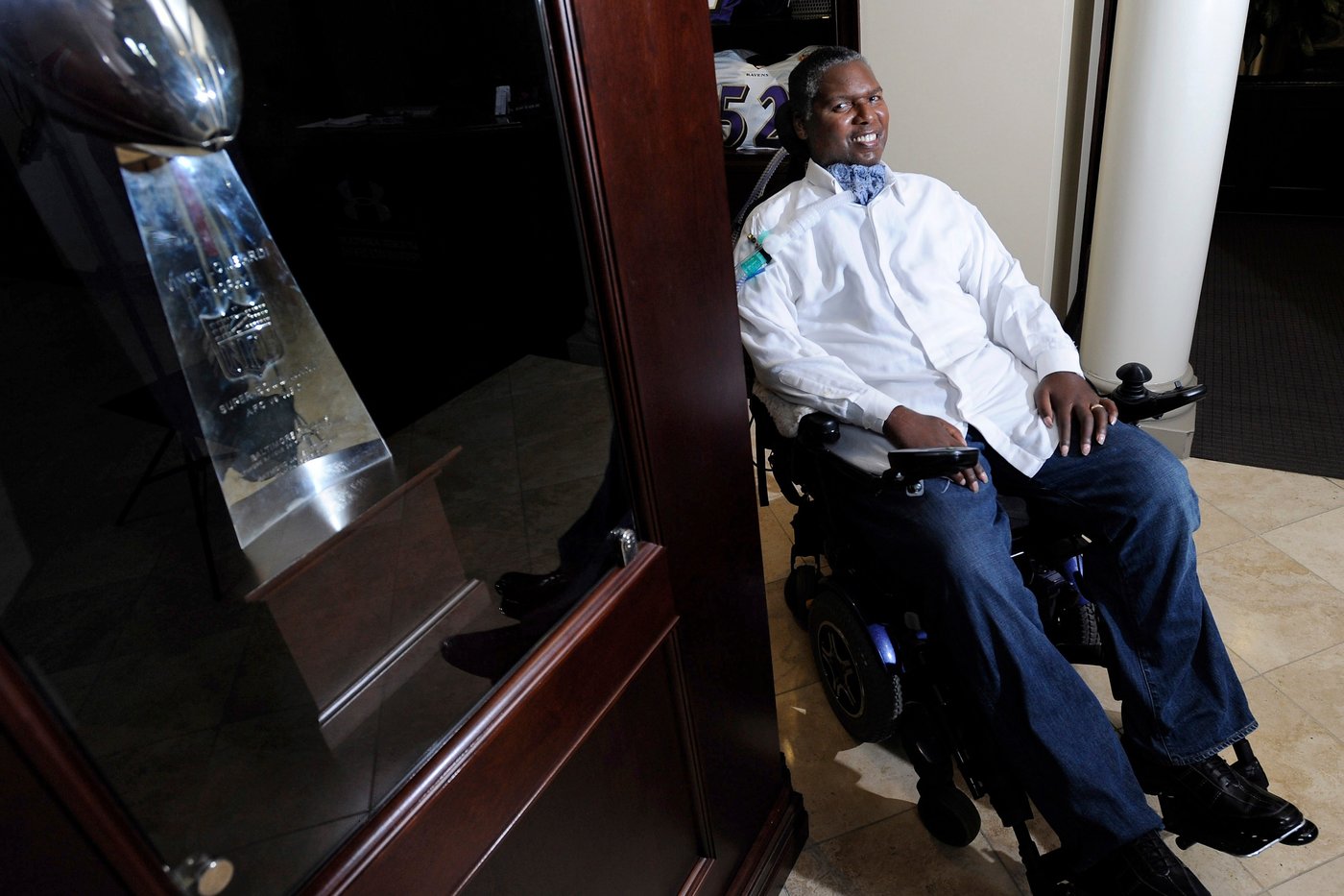 O.J. Brigance, who won a Super Bowl with the Baltimore Ravens before battling ALS, dies at age 56 | iNFOnews.ca O.J. Brigance, who won a Super Bowl with the Baltimore Ravens before battling ALS, dies at age 56 | iNFOnews.ca