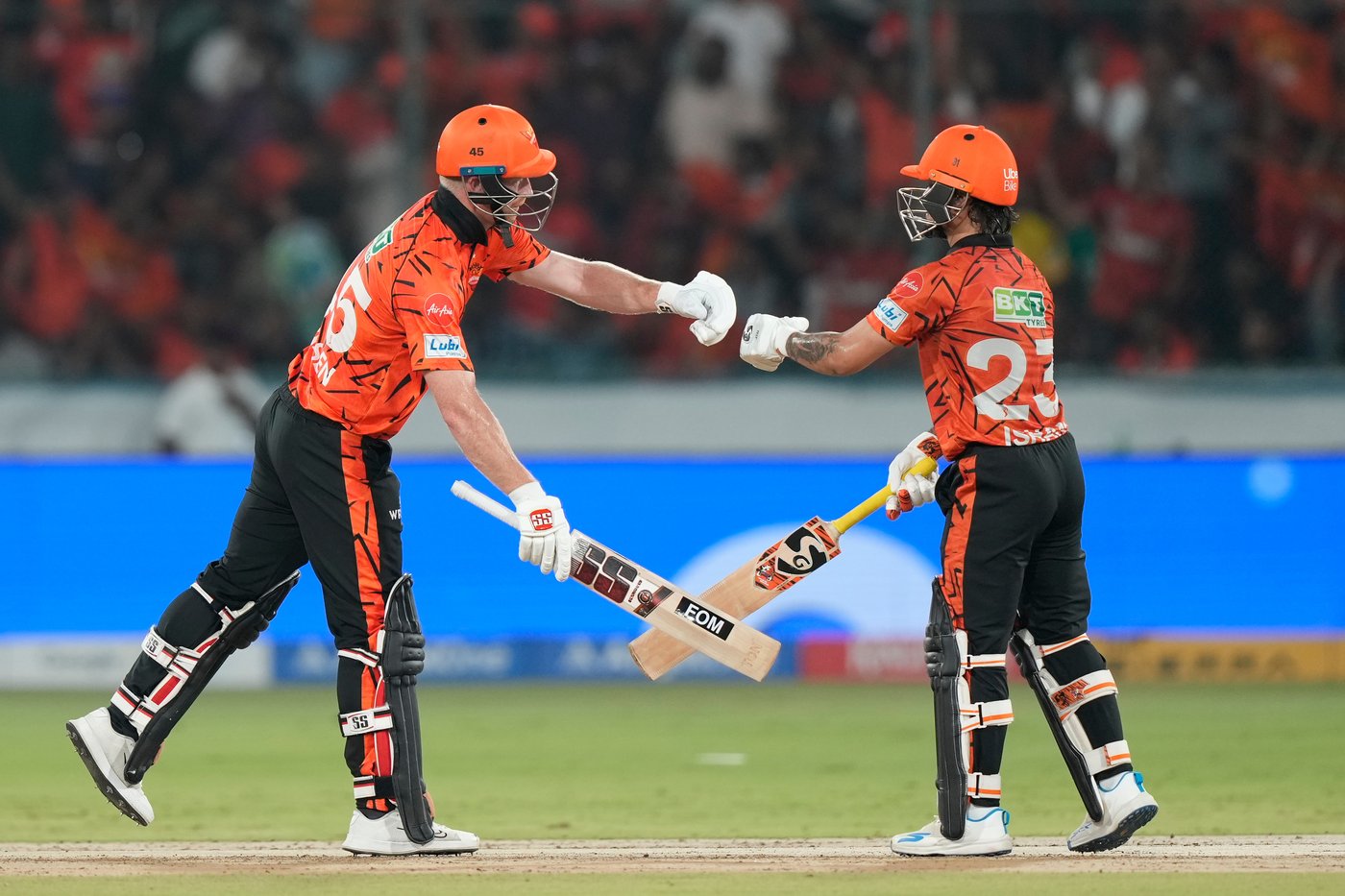 Hyderabad moves atop IPL with 33-run win over Punjab as Connolly's century goes in vain | iNFOnews.ca