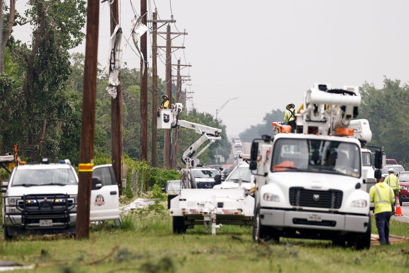 Tornadoes in northern Texas leave at least 2 dead and destroy multiple homes | iNFOnews.ca