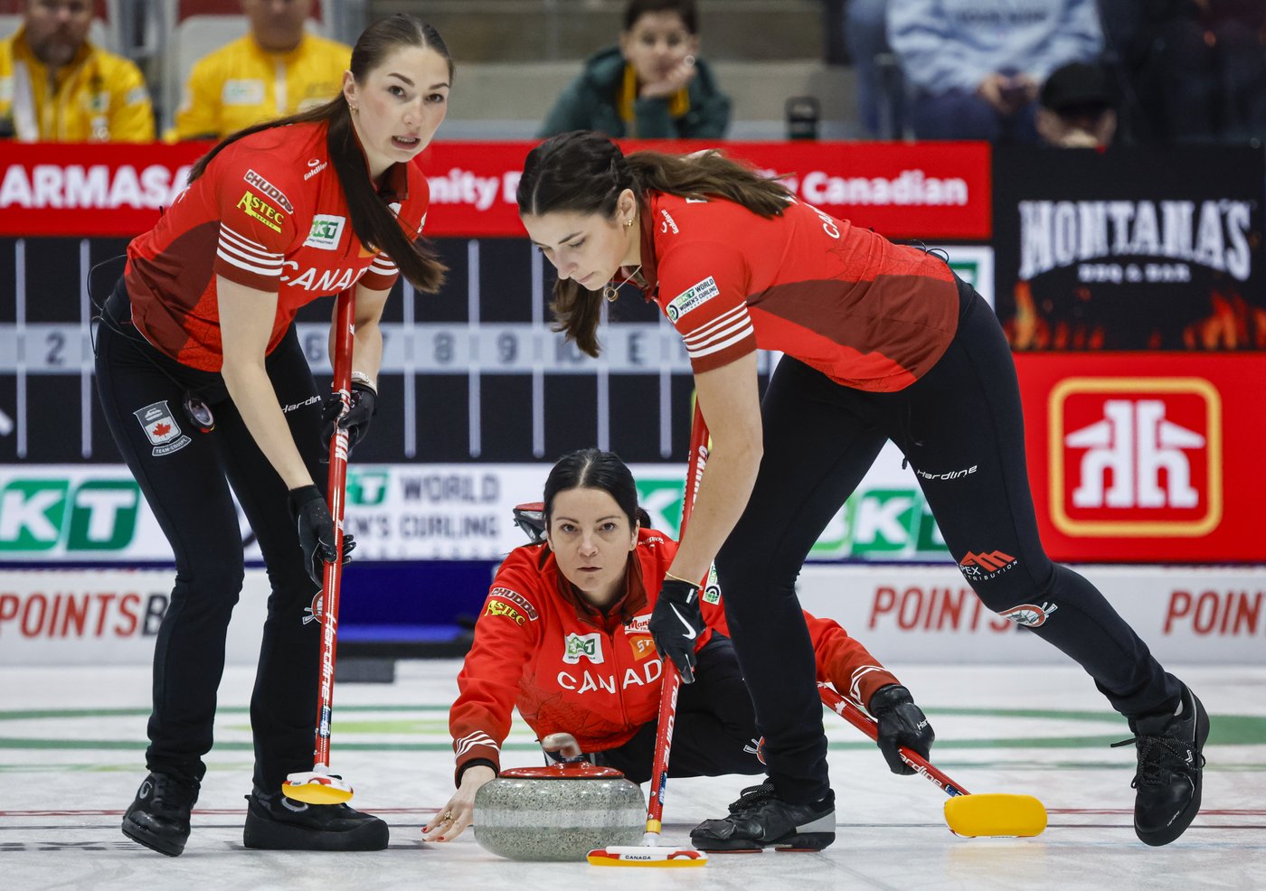 Canada's Einarson reaches semifinals at women's world curling championship | iNFOnews.ca