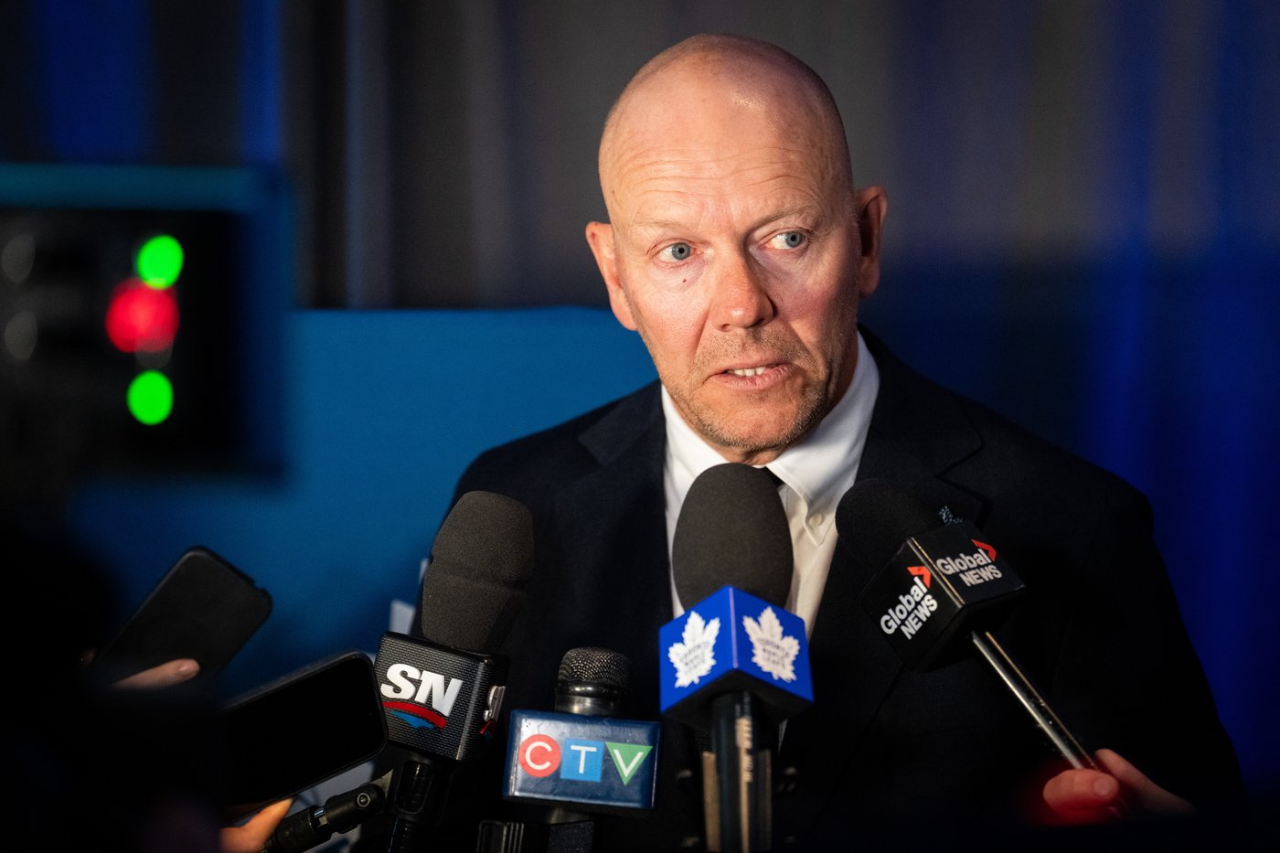 Maple Leafs introduce Sundin, Chayka as Toronto's new management team | iNFOnews.ca