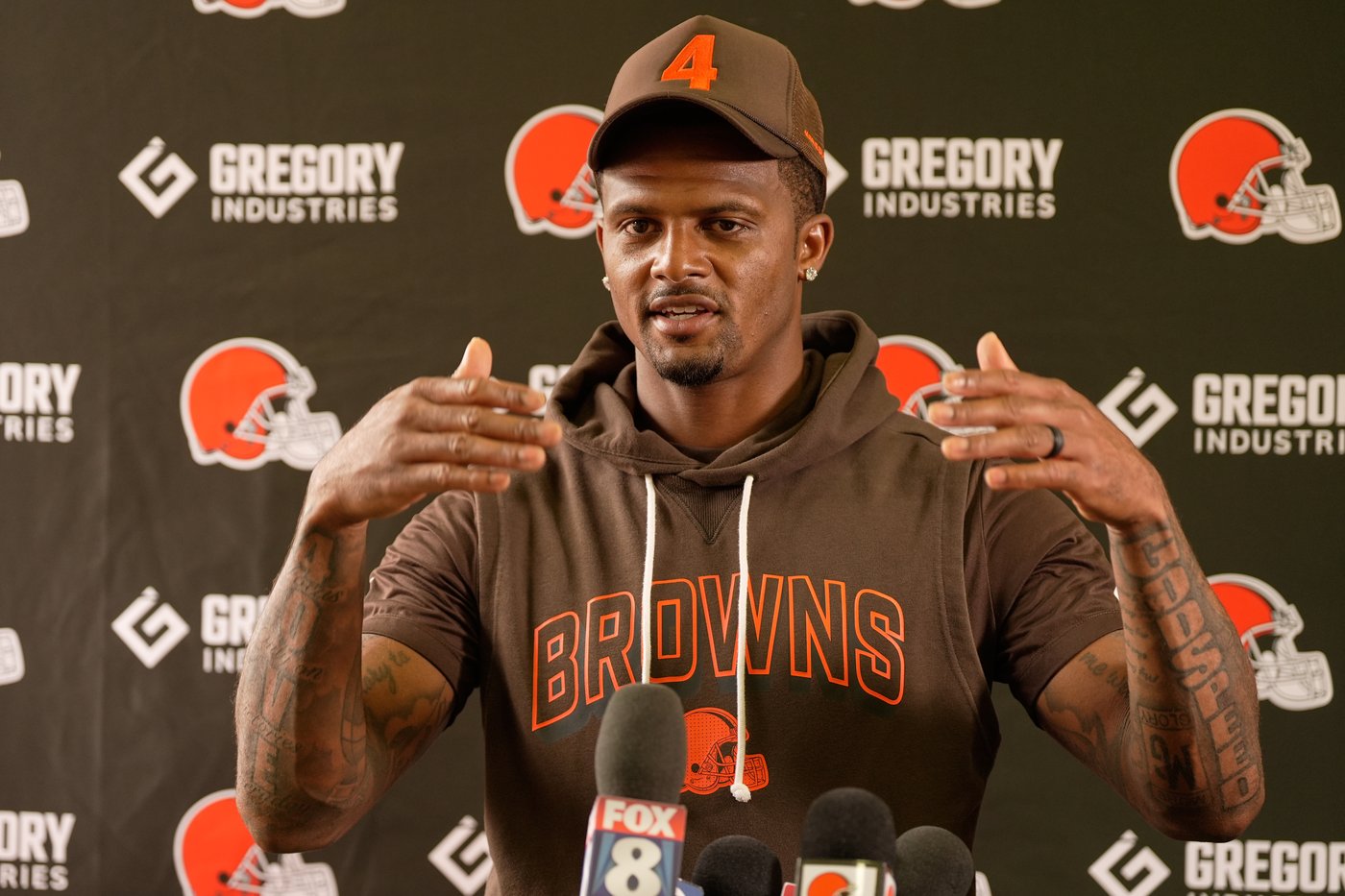 Browns' QB competition between Sanders and Watson still in early stages | iNFOnews.ca Browns' QB competition between Sanders and Watson still in early stages | iNFOnews.ca