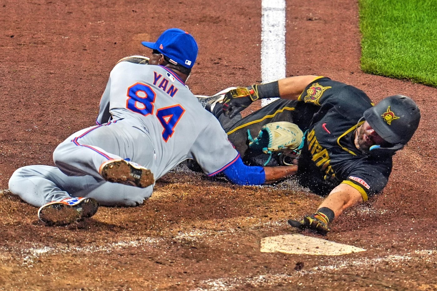 Marcus Semien and Zac Thornton lead Mets to their 4th straight victory, 6-4 over sliding Pirates | iNFOnews.ca Marcus Semien and Zac Thornton lead Mets to their 4th straight victory, 6-4 over sliding Pirates | iNFOnews.ca