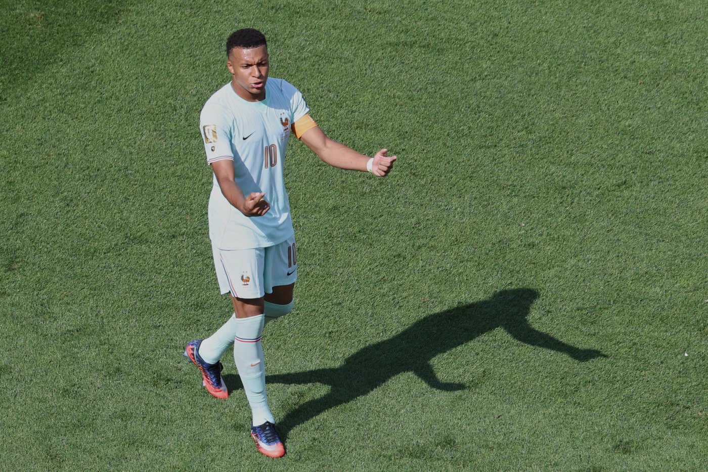 Kylian Mbappé has a goal and an assist as France beats Morocco 2-0 in the World Cup quarterfinals | iNFOnews.ca Kylian Mbappé has a goal and an assist as France beats Morocco 2-0 in the World Cup quarterfinals | iNFOnews.ca