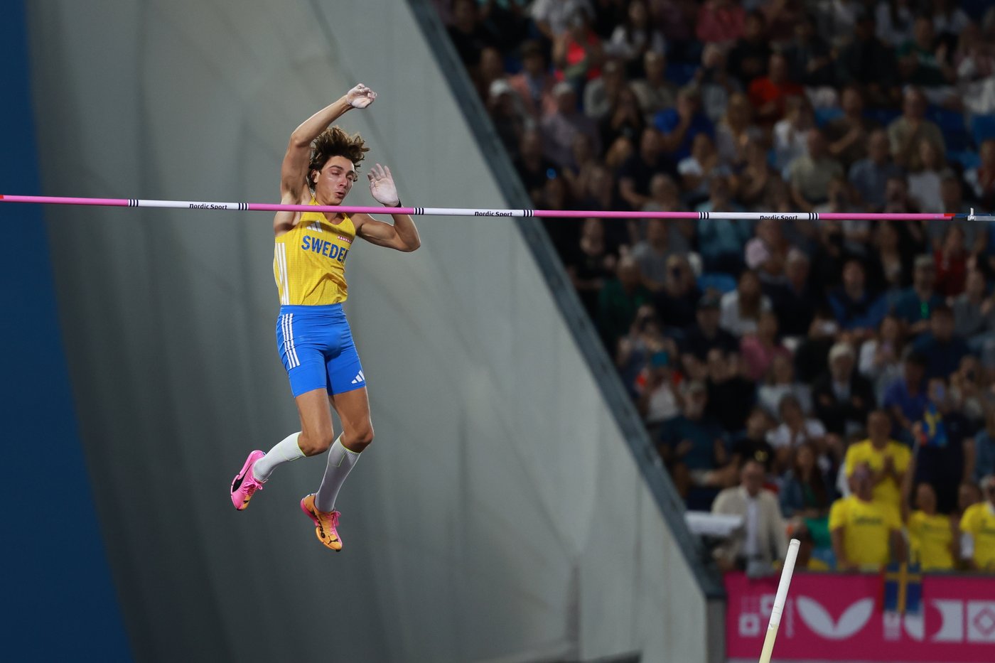 Britain's Amy Hunt wins record 4th gold medal at European championships. 'Mondo' victorious again | iNFOnews.ca Britain's Amy Hunt wins record 4th gold medal at European championships. 'Mondo' victorious again | iNFOnews.ca