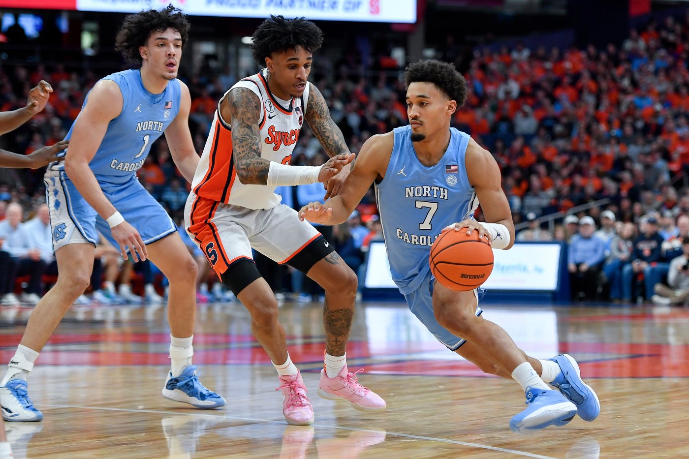 No. 16 UNC bounces back with 77-64 win over Syracuse | iNFOnews.ca