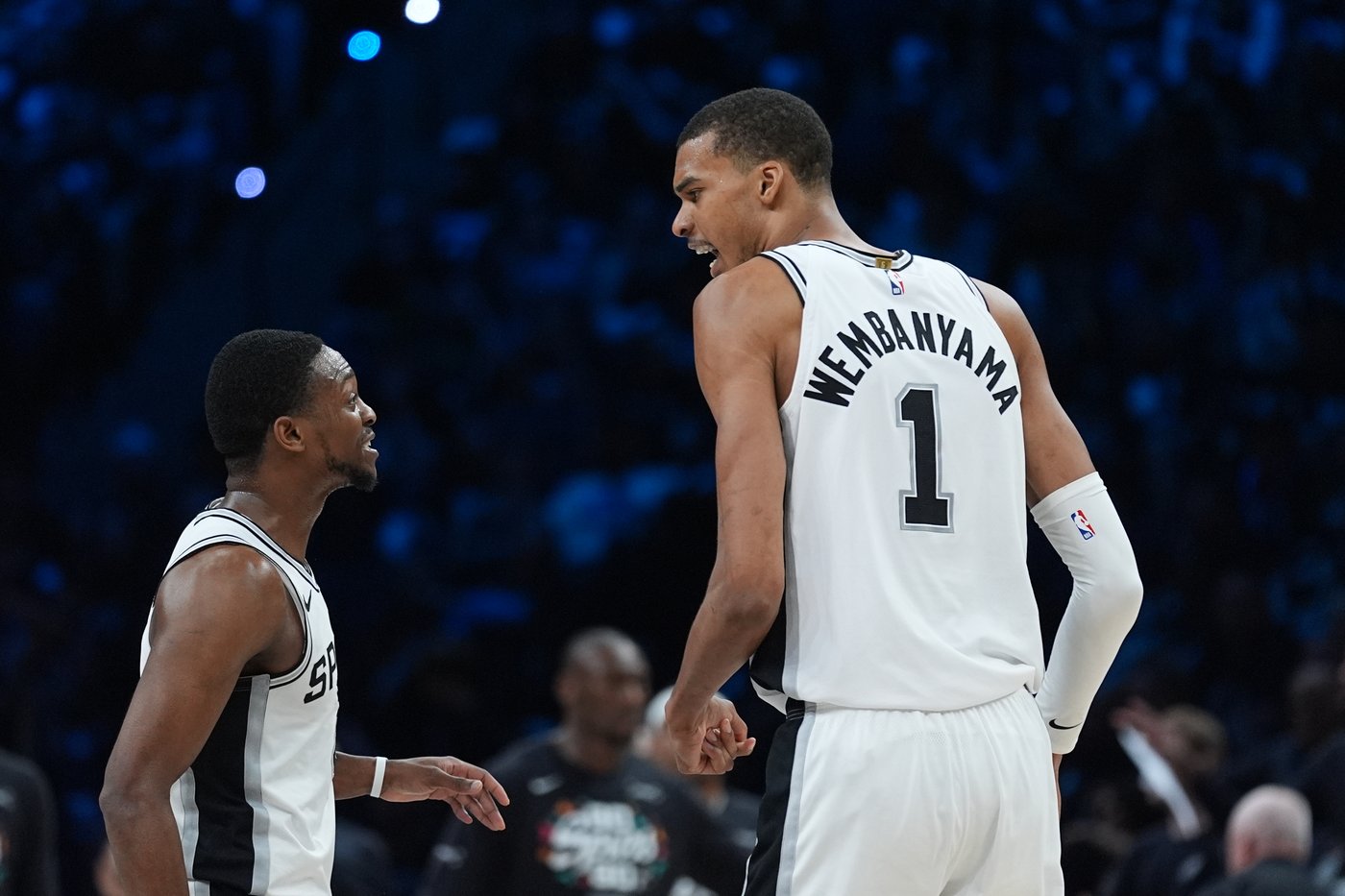 Spurs rule De'Aaron Fox out of Game 1 with ankle soreness, Thunder get Jalen Williams back | iNFOnews.ca Spurs rule De'Aaron Fox out of Game 1 with ankle soreness, Thunder get Jalen Williams back | iNFOnews.ca