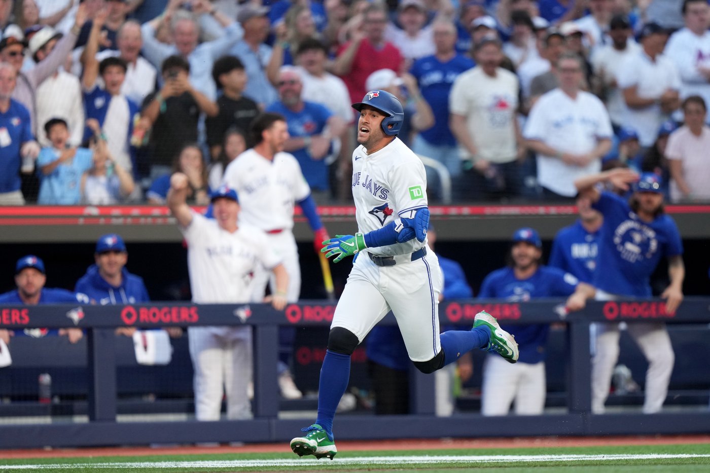 George Springer returns to Blue Jays outfield for first time this season | iNFOnews.ca