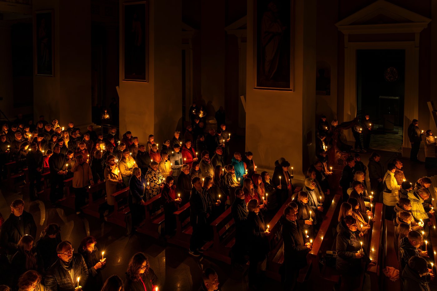 Photos show Christians celebrating Easter around the world | iNFOnews.ca