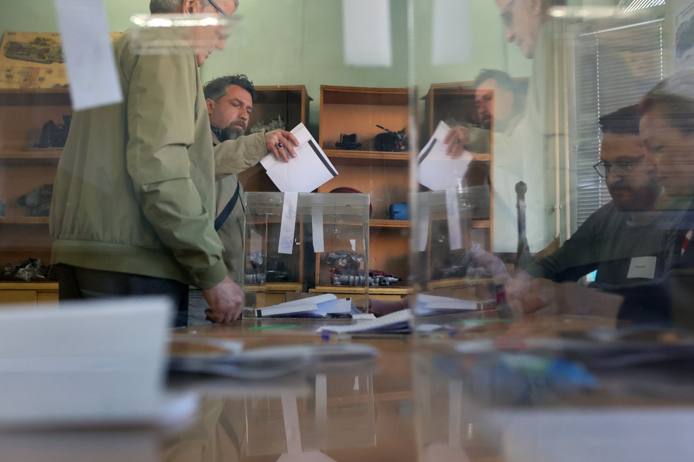 The center-left coalition of former President Radev will win Bulgaria's election, exit poll suggests | iNFOnews.ca