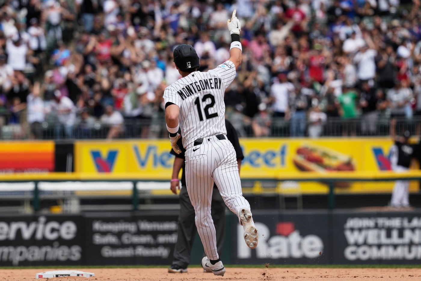 Colson Montgomery homers as White Sox rally in 7th to top Tigers 2-1 | iNFOnews.ca