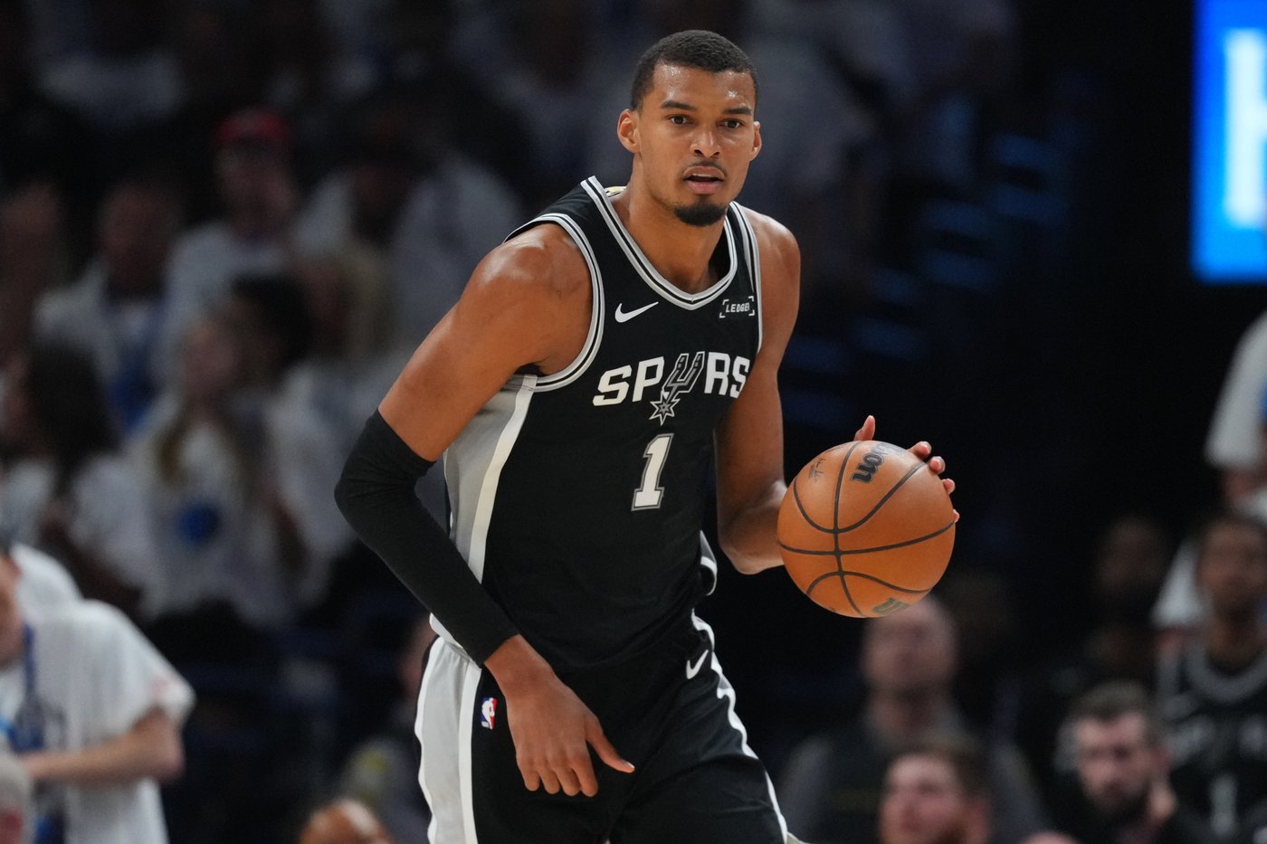 Victor Wembanyama held to series-low 20 points, Spurs fall in Game 5 of West finals to Thunder | iNFOnews.ca