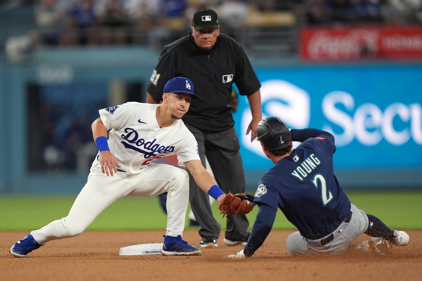Eric Lauer stifles the Mariners in the Dodgers' 4-2 victory | iNFOnews.ca
