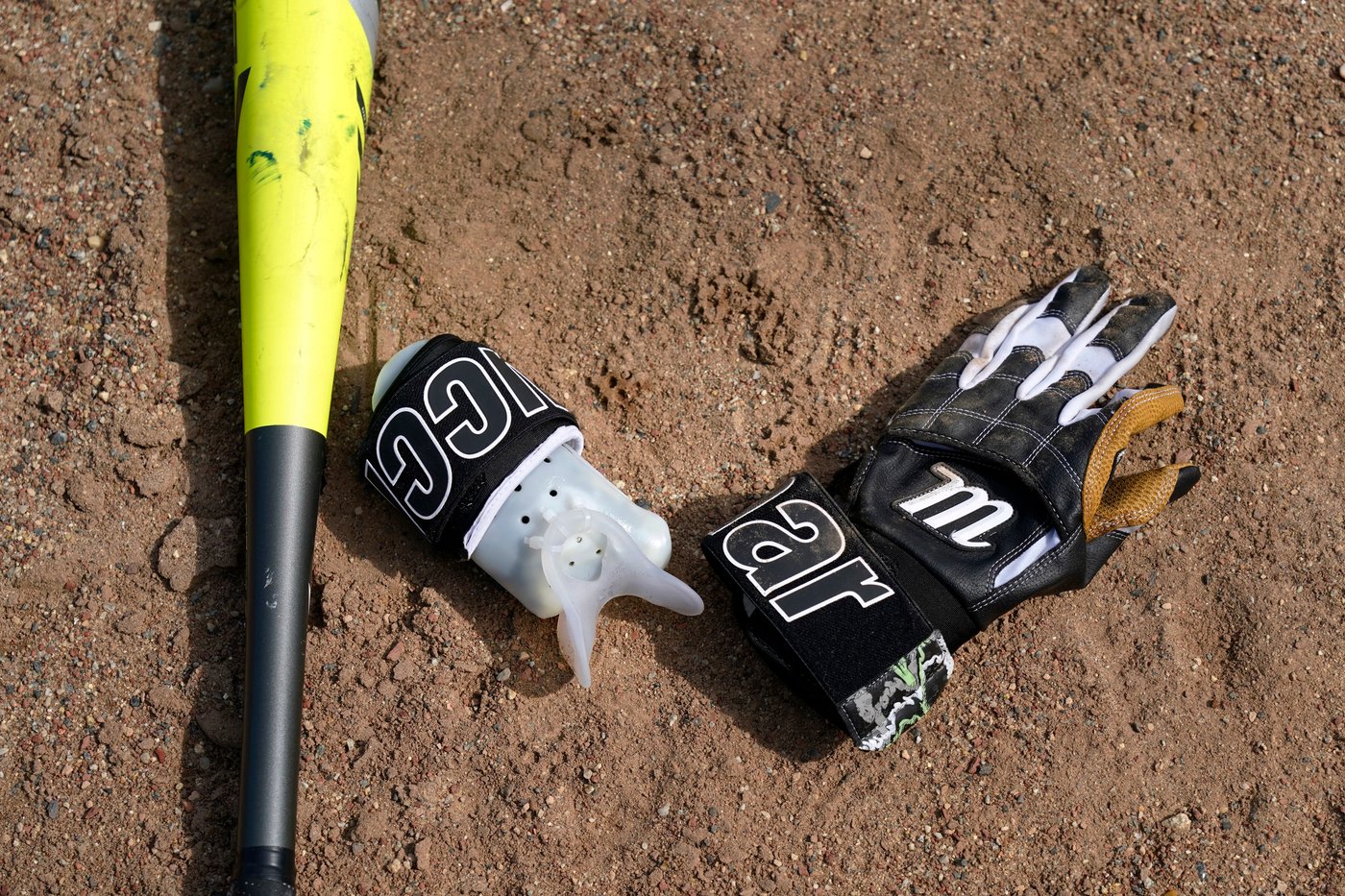Born without a right hand, Britt Apgar is set to play in the Women’s Professional Baseball League | iNFOnews.ca