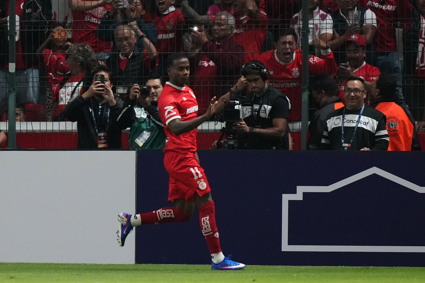 Toluca beats LAFC 4-0 to reach an all-Mexican Champions Cup final | iNFOnews.ca