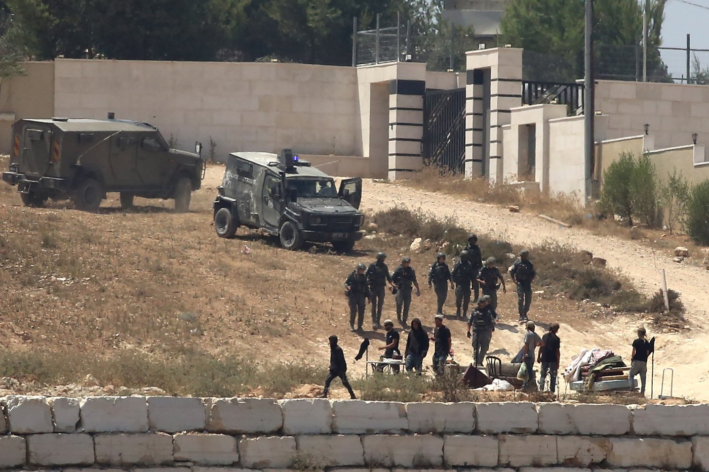 Israeli settlers' siege of Palestinian homes draws a sharp US rebuke | iNFOnews.ca Israeli settlers' siege of Palestinian homes draws a sharp US rebuke | iNFOnews.ca
