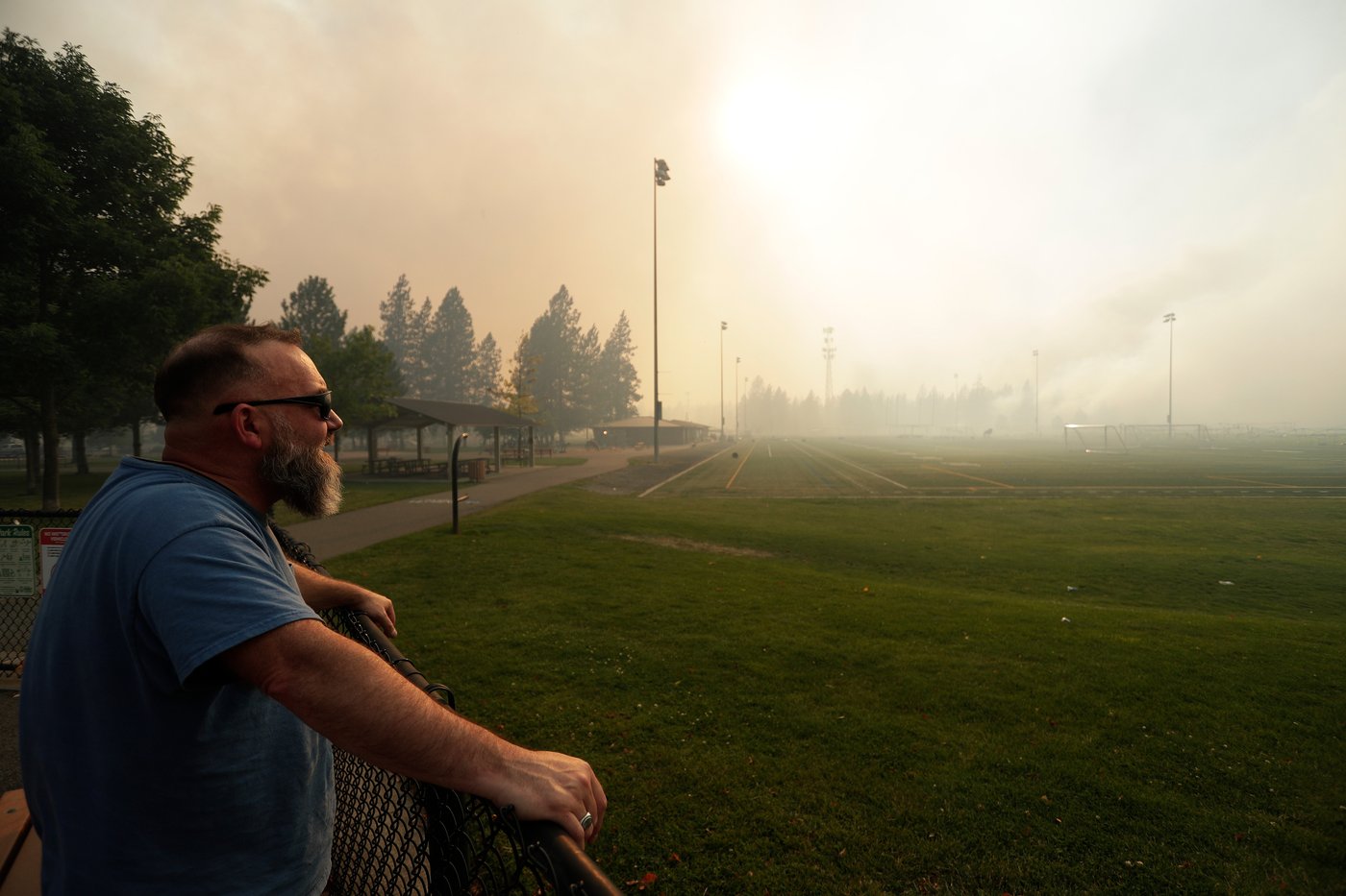 Wind-driven wildfire prompts evacuations in eastern Washington | iNFOnews.ca Wind-driven wildfire prompts evacuations in eastern Washington | iNFOnews.ca
