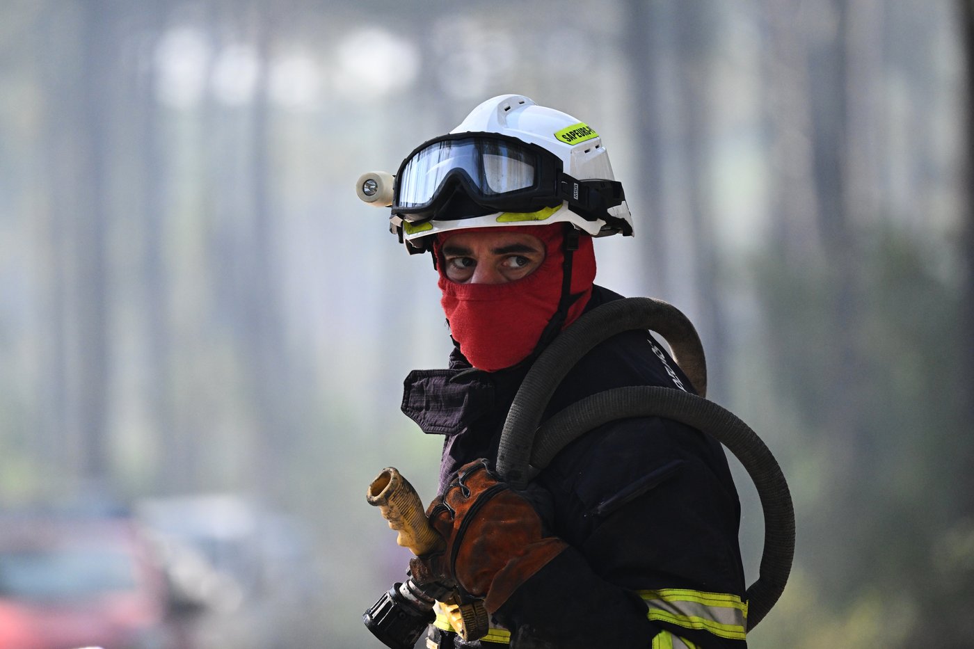 'No matter what you do, you can’t put it out': Spanish firefighters describe record blaze | iNFOnews.ca
