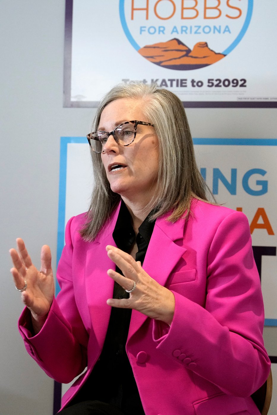 Democratic Arizona Gov. Katie Hobbs chooses former Republican Mayor John Giles as her running mate | iNFOnews.ca