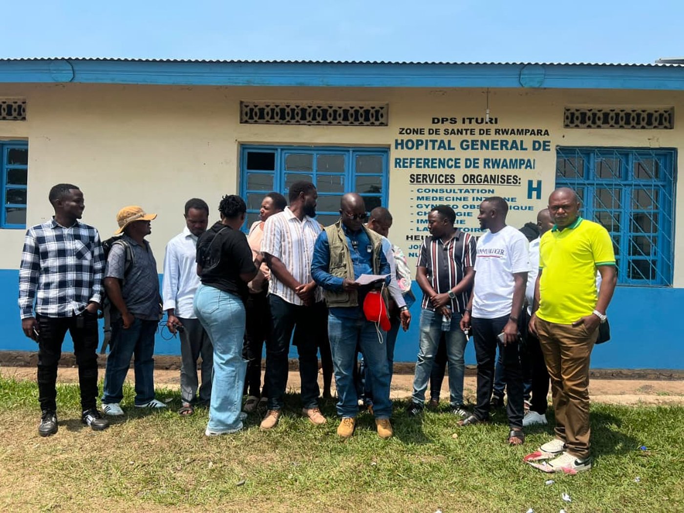 Workers at an Ebola treatment center in Congo strike over unpaid salaries and bonuses | iNFOnews.ca