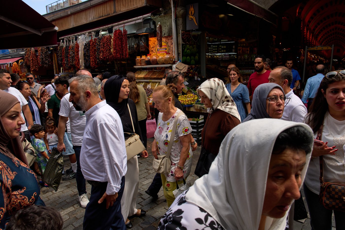 PHOTO ESSAY: Behind Istanbul’s Grand Bazaar, a world of artisans endures | iNFOnews.ca