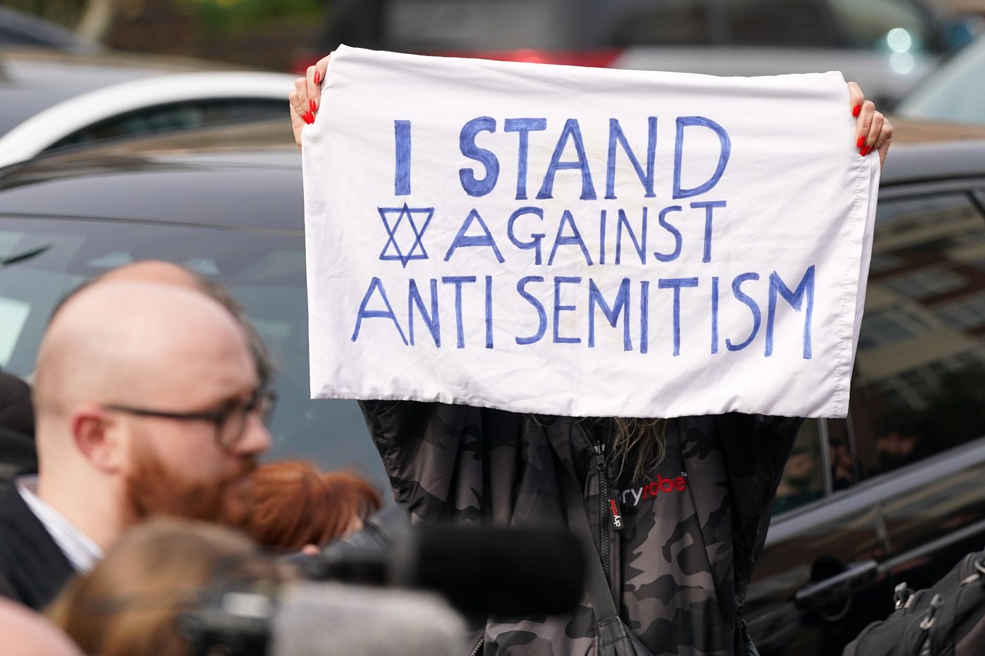 An arson attack leaves Britain's Jewish community feeling vulnerable | iNFOnews.ca