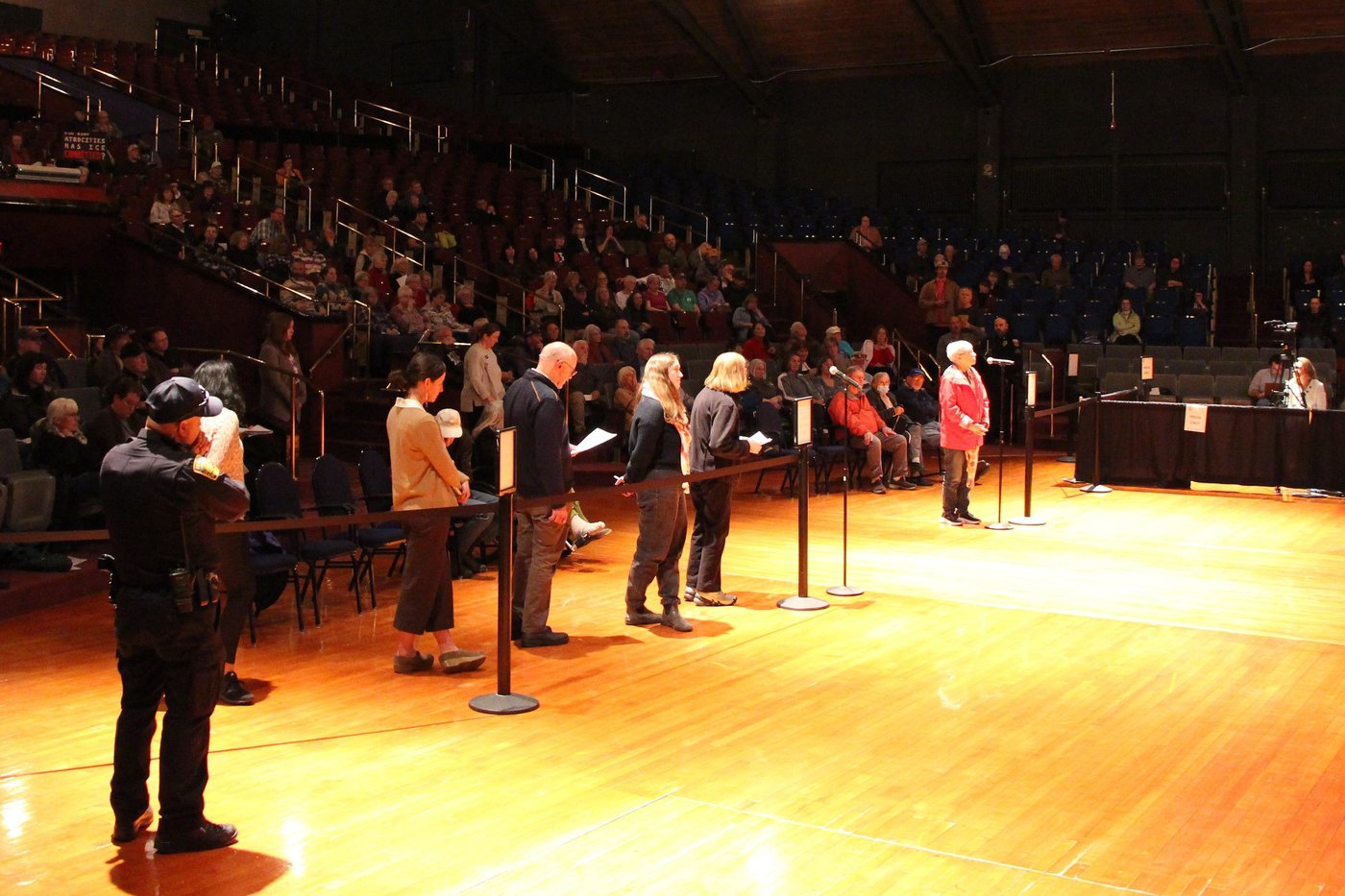 Helena city commission scraps immigration resolution, citing legal risk | iNFOnews.ca