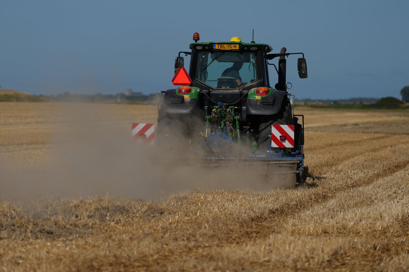 A punishing European drought shrivels crops from Dutch potatoes to Bosnian corn | iNFOnews.ca