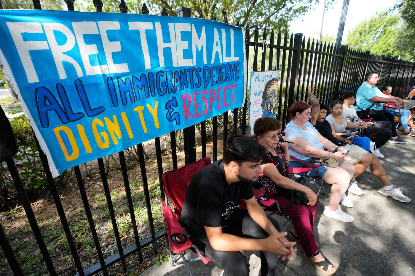ICE arrests 10,000 in 5 days, a sharp late-June surge in Trump's deportation push | iNFOnews.ca