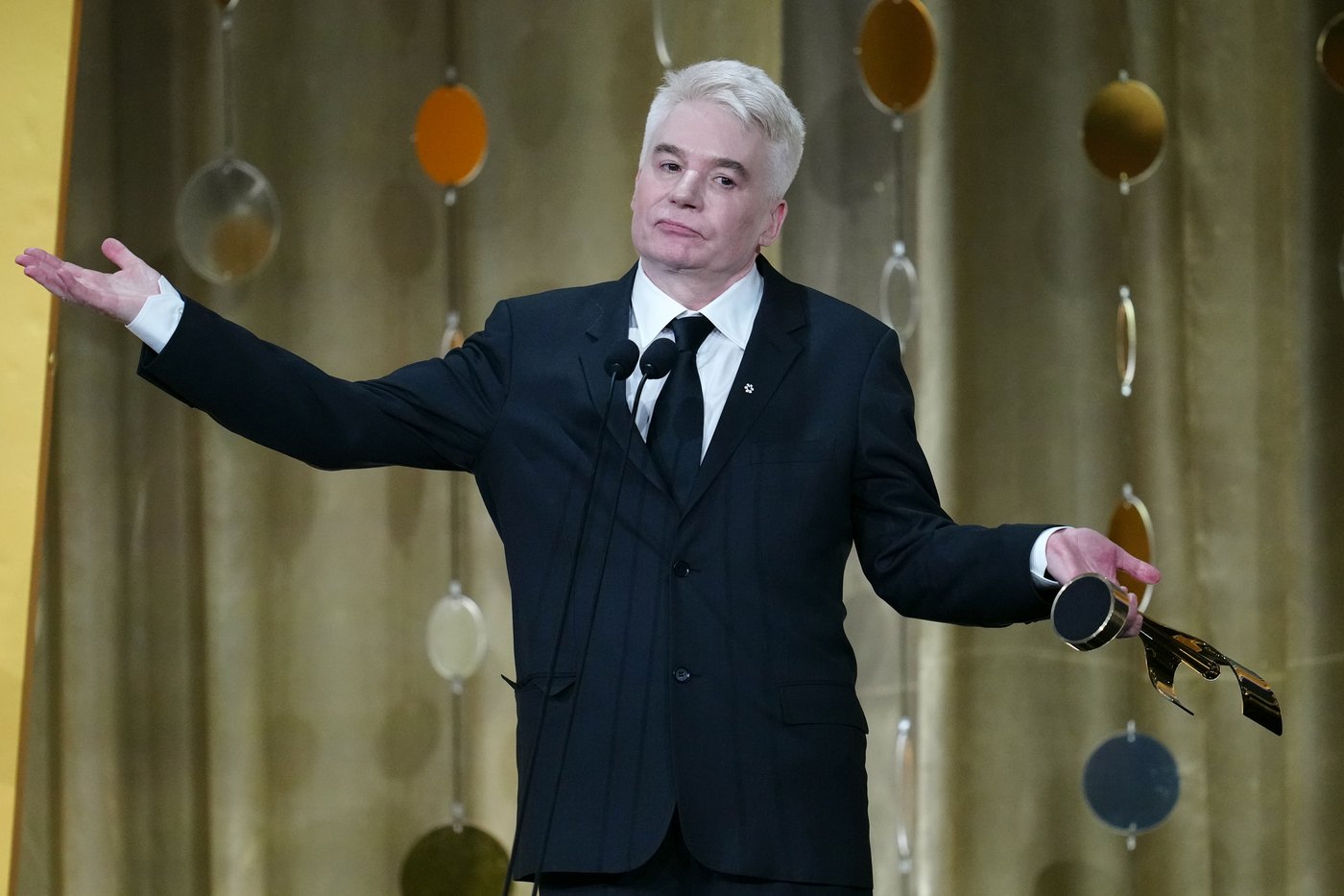 'Heated Rivalry' sets record at Screen Awards with 16 wins including best drama | iNFOnews.ca