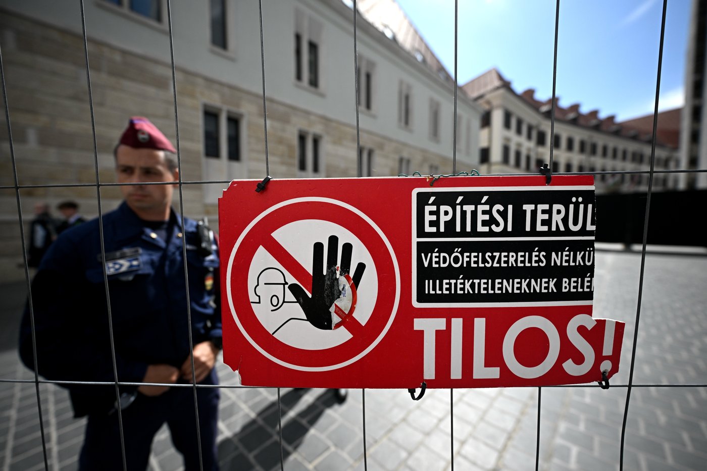 Hungary's new PM symbolically removes fences erected around Orbán's former offices | iNFOnews.ca