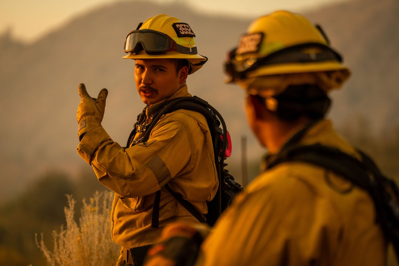 Rapidly growing wildfire in Los Angeles County prompts evacuations in remote high desert | iNFOnews.ca