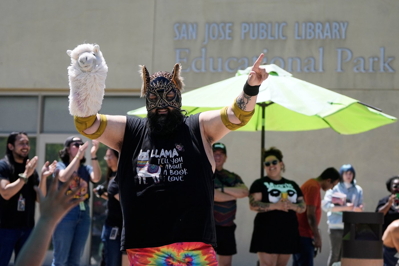 Wrestling matches provide an action-packed story time at US libraries, in photos | iNFOnews.ca