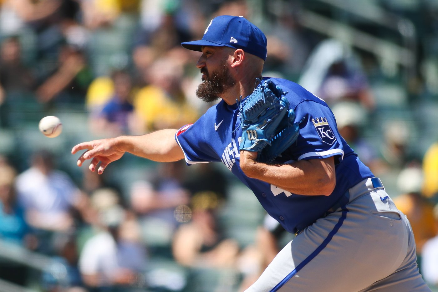 Kurtz draws walk for 19th game in row, A's beat Royals 6-3 | iNFOnews.ca