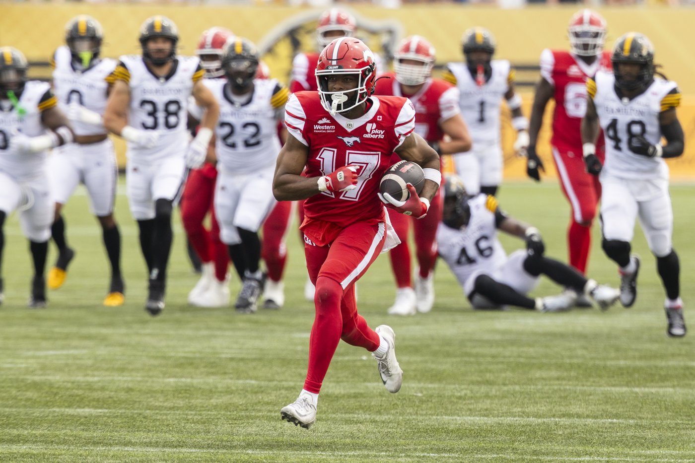 Adams Jr. throws CFL-best 21st TD pass as Stampeders defeat Ticats 44-20 | iNFOnews.ca
