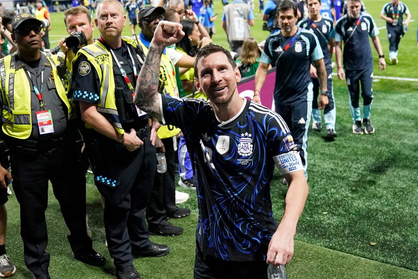 Rumbunctious pro-Argentina crowd makes defending World Cup champions feel at home in Atlanta | iNFOnews.ca