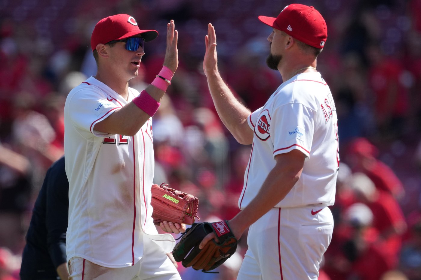 De La Cruz and Steer help the Reds back Abbott in a 5-0 win over the Astros | iNFOnews.ca