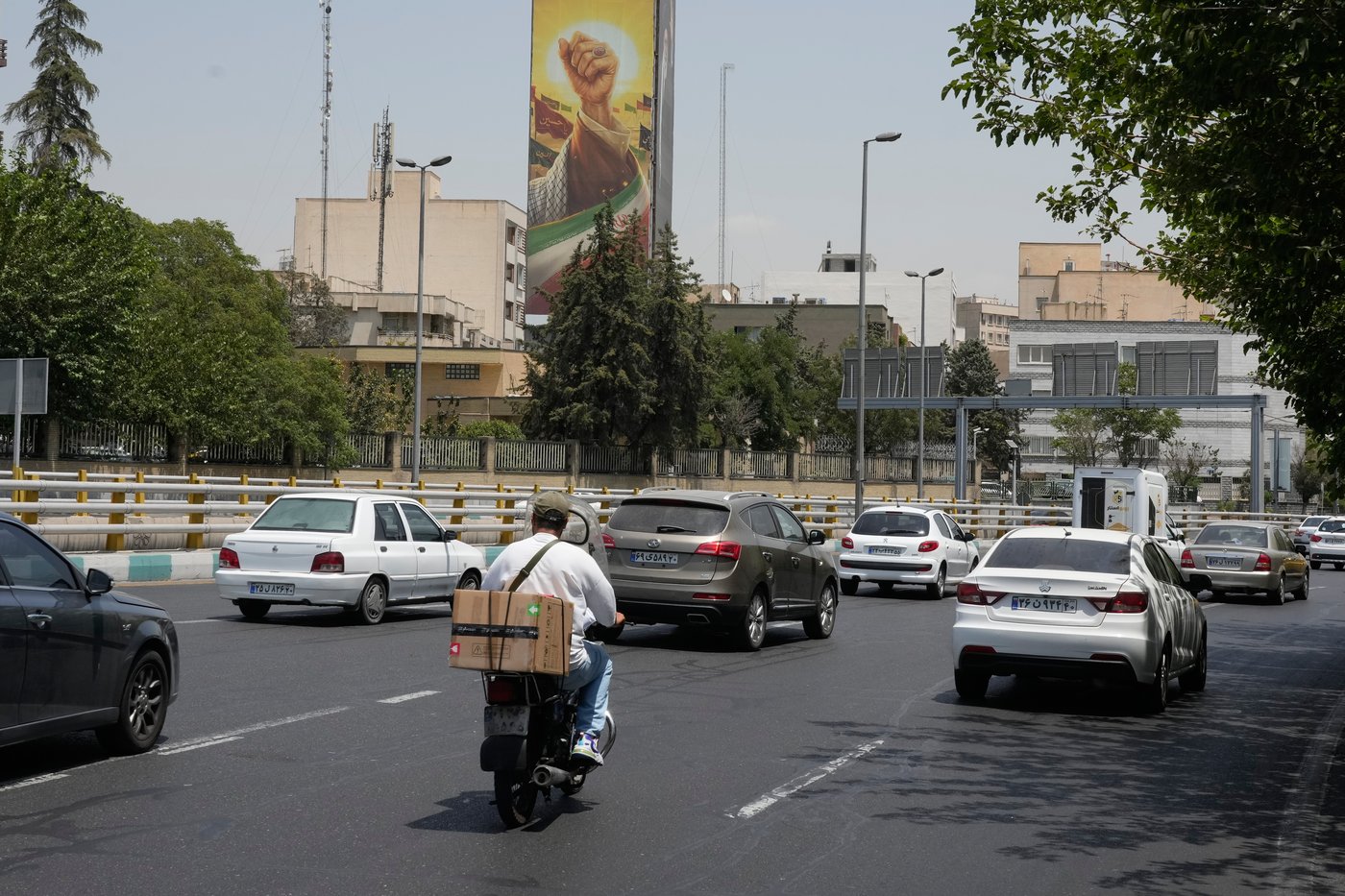 Iran-backed Houthis fire missiles at Saudi Arabia in response to airstrikes in Yemen | iNFOnews.ca