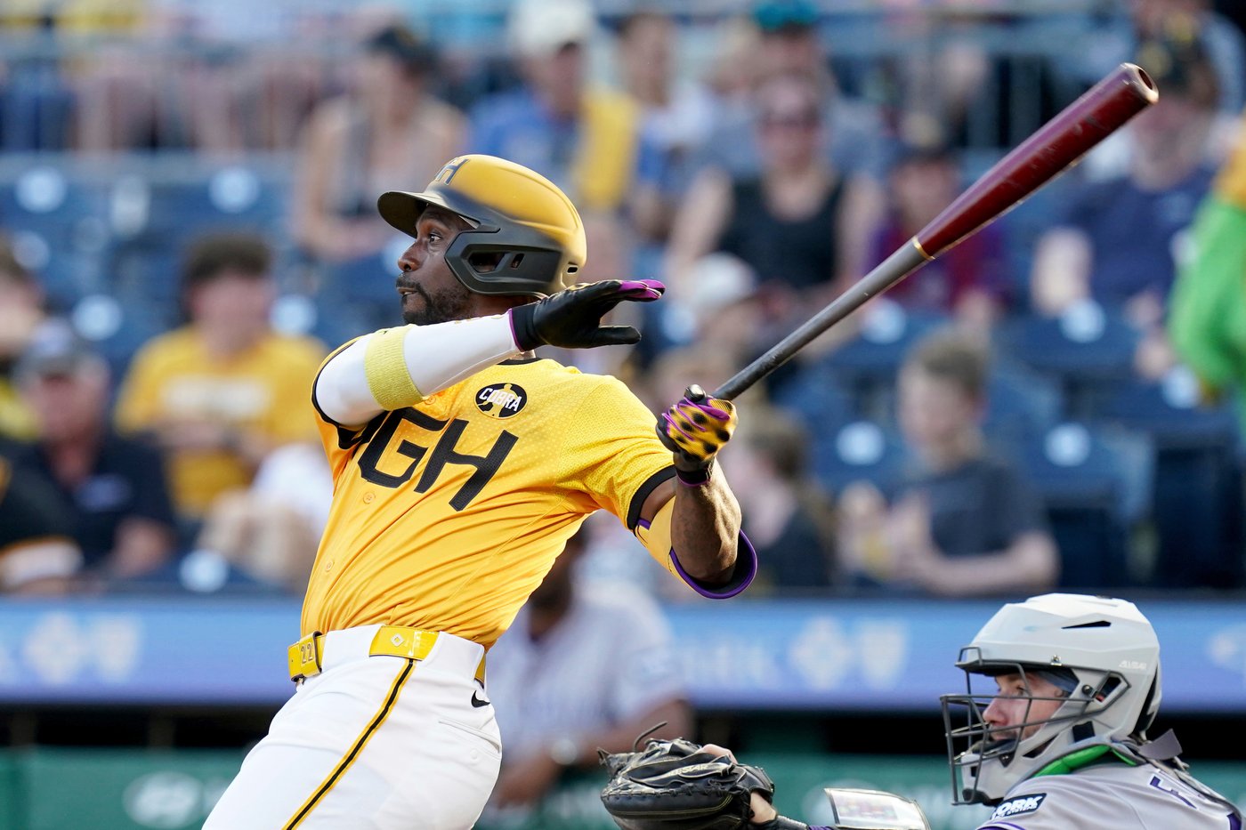 Andrew McCutchen, 39, and the Texas Rangers agree to a minor league contract, AP source says | iNFOnews.ca