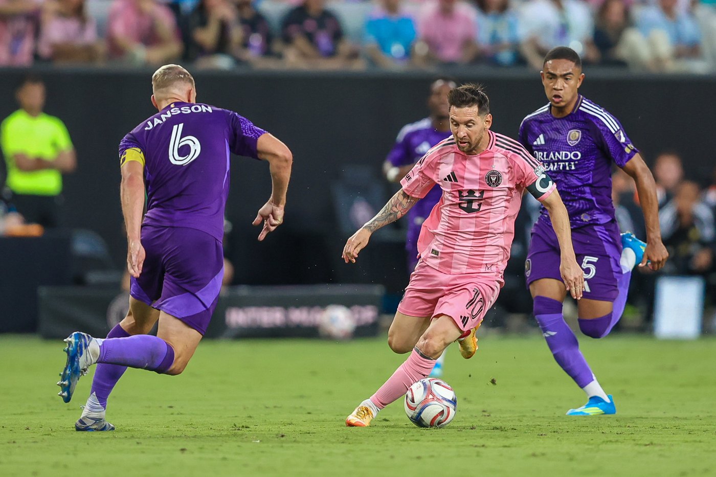 Ojeda gets hat trick, Messi and Inter Miami waste 3-0 lead and fall 4-3 to Orlando City | iNFOnews.ca