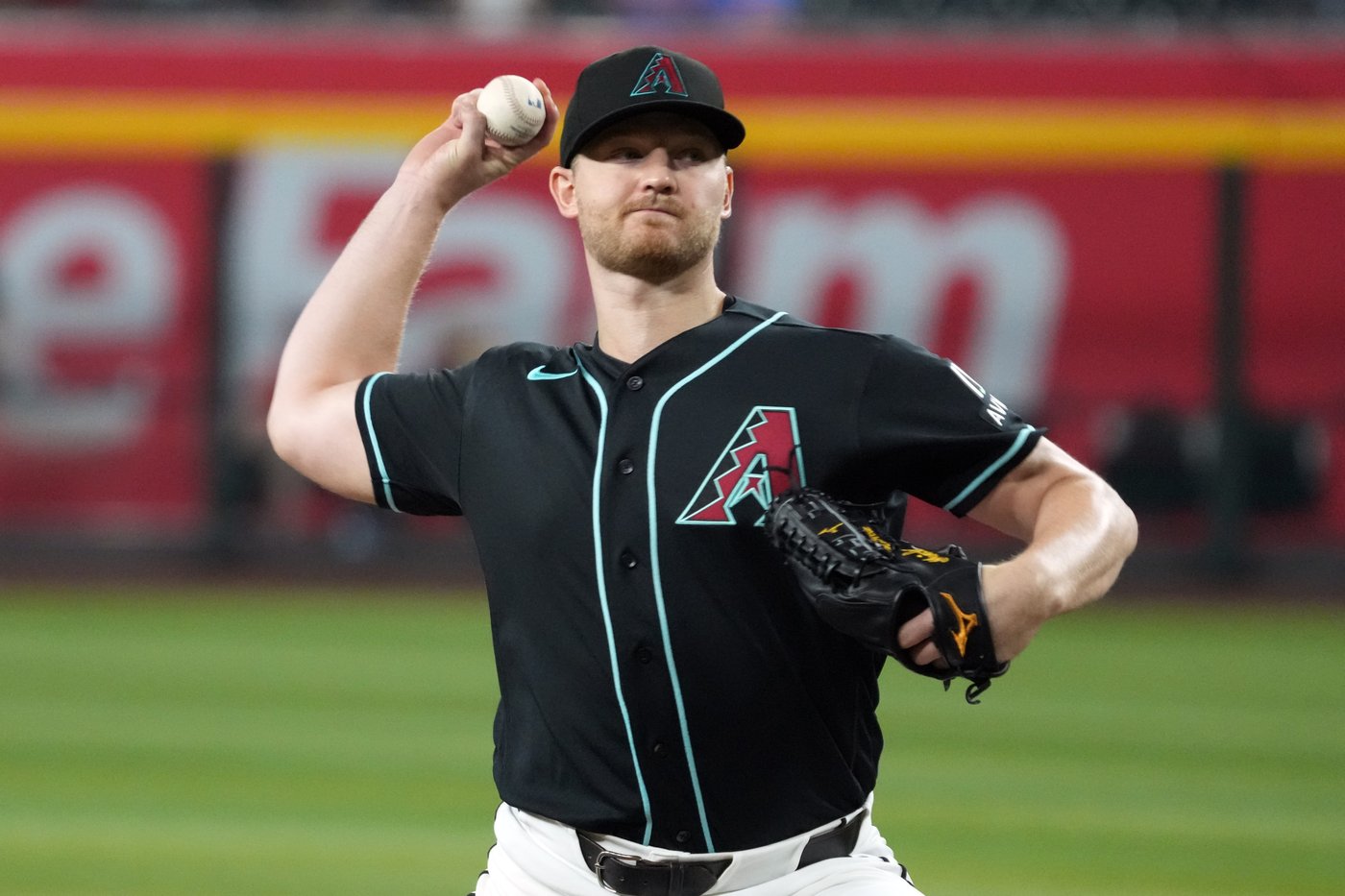 Nolan Arenado hits 8th career grand slam, D-backs cruise in a 9-0 win over the Rockies | iNFOnews.ca Nolan Arenado hits 8th career grand slam, D-backs cruise in a 9-0 win over the Rockies | iNFOnews.ca