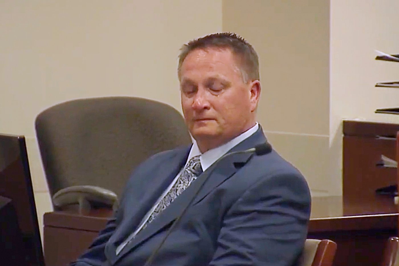 Homicide convictions reversed for Colorado paramedics who injected ketamine into Elijah McClain | iNFOnews.ca