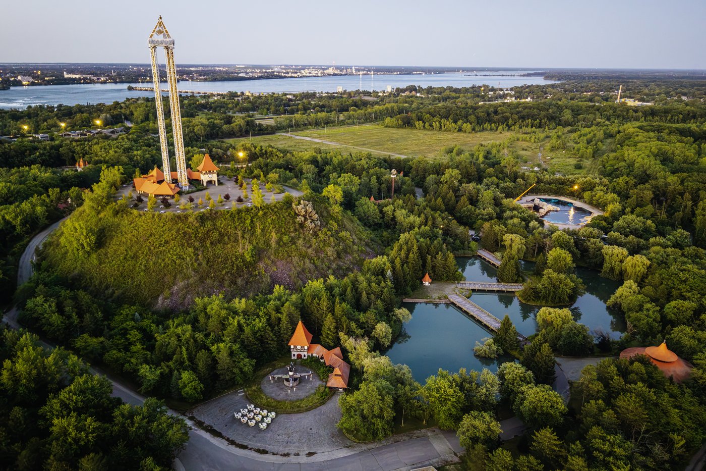 Everyone loved Marineland - then the tide turned. A look inside the park's final days | iNFOnews.ca