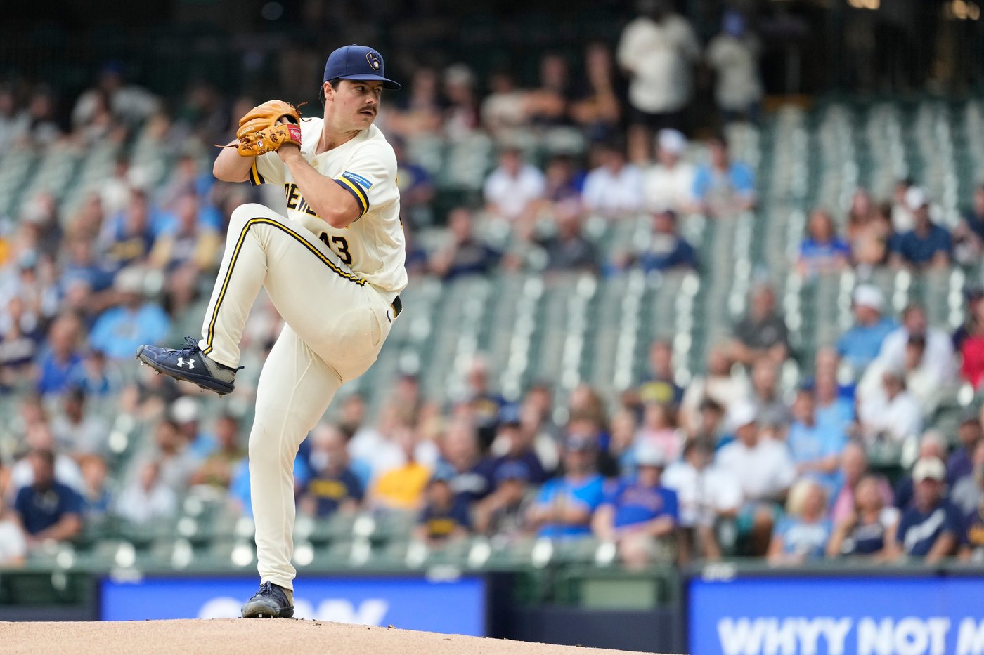 Chourio and Vaughn homer, Henderson wins sixth consecutive decision and Brewers top Pirates 4-2 | iNFOnews.ca