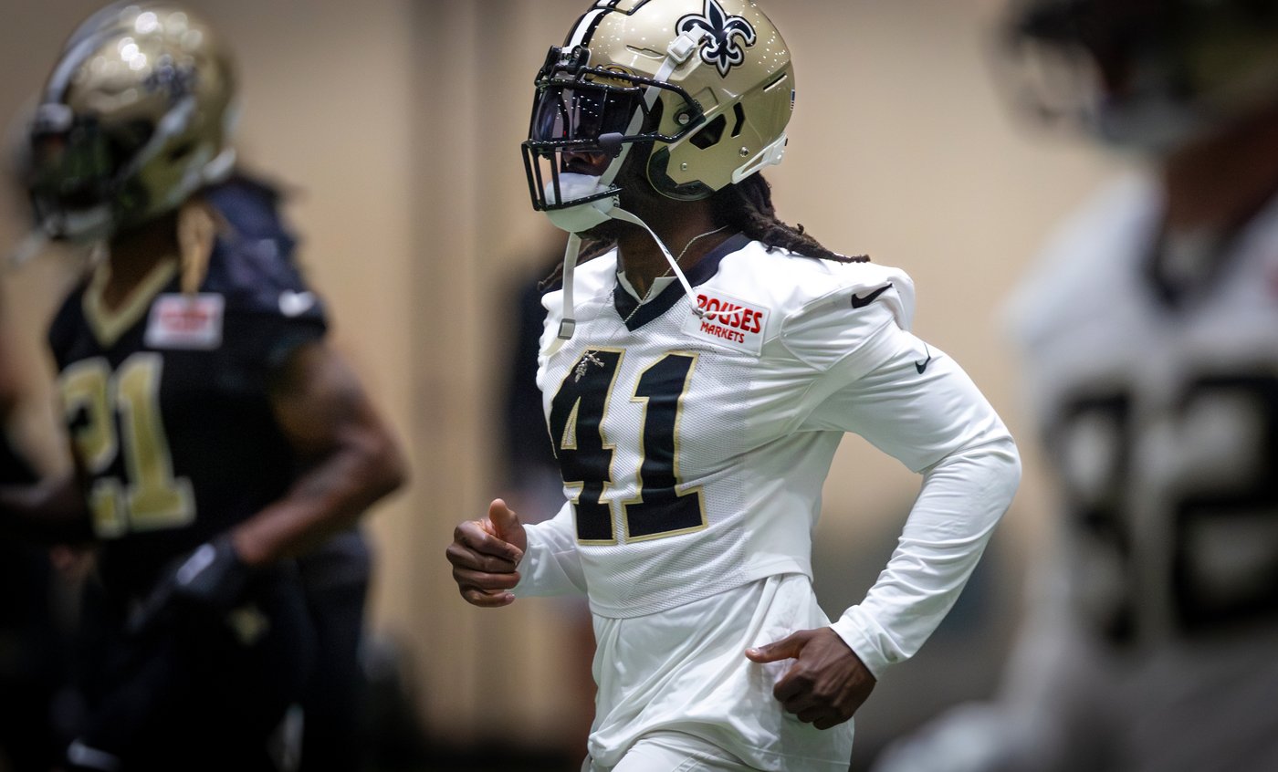 Alvin Kamara makes surprise appearance at Saints workout as his future with club remains uncertain | iNFOnews.ca