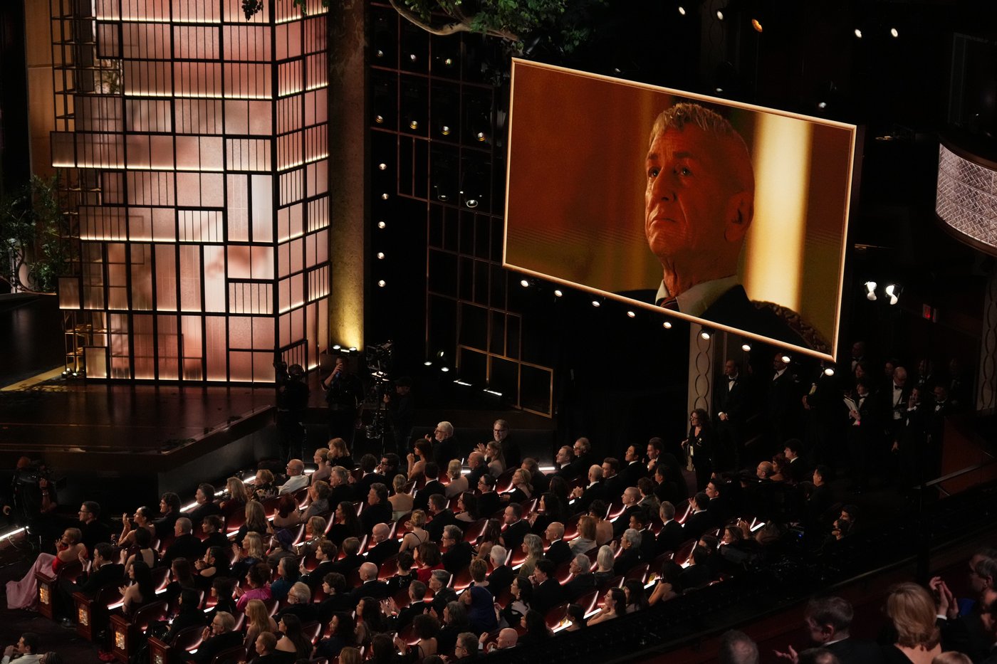 Sean Penn wins best supporting actor Oscar for ‘One Battle After Another' but opts not to attend | iNFOnews.ca